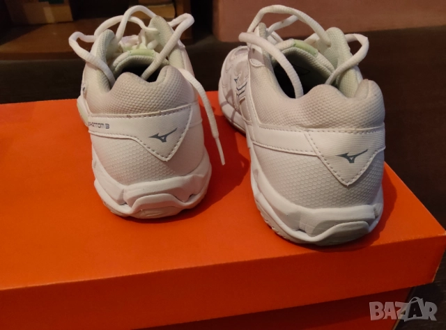 Дамски маратонки Mizuno Pfantom 3 , снимка 4 - Маратонки - 52738225