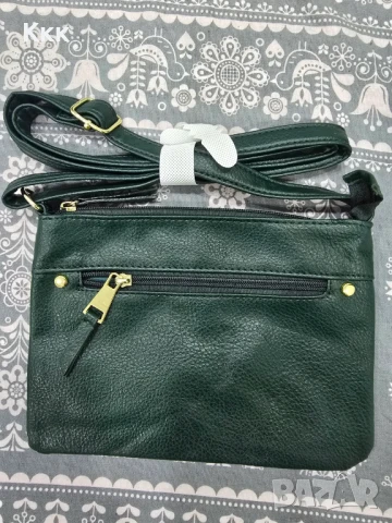 Дамска чанта за рамо, снимка 2 - Чанти - 44104463