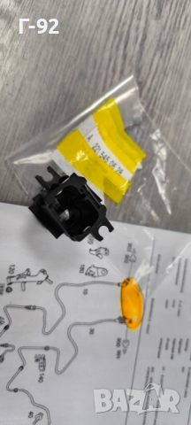 A2215450628**Нова част**NEU**MERCEDES-BENZ**W 221**БУКСА ЗА ПРЕДЕН АМОРТИСЬОР**, снимка 2 - Части - 52076351