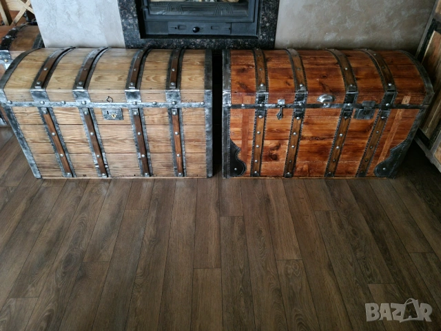 Стар дървен сандък/ракла/скрин