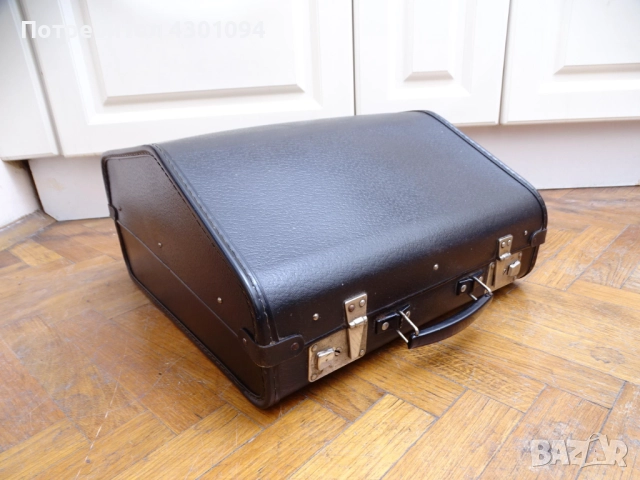 Много запазен куфар за акордеон, снимка 8 - Акордеони - 51773793