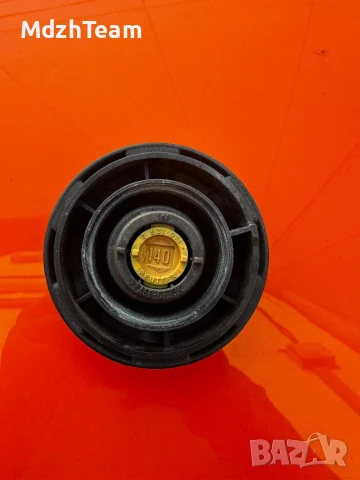 Капачка за казанче за антифриз БМВ, снимка 2 - Части - 50542464