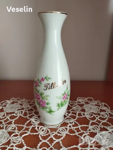 Порцеланова ваза , снимка 1