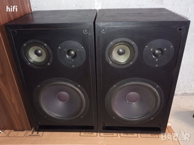 Трилентови тонколони Arcus TS25