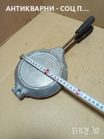 Соц Стар Гофретник За Печене На Тестени Сладки., снимка 7 - Антикварни и старинни предмети - 49995755