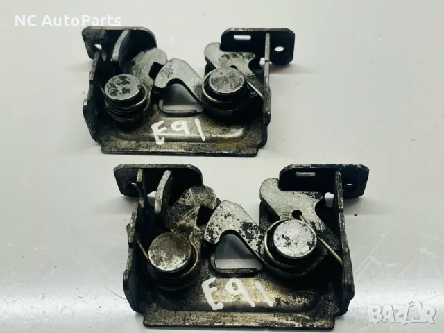 Брави за капак ОРИГИНАЛНИ за BMW БМВ 3та серия Е90 Е91 7115229  2008, снимка 3 - Части - 47851336