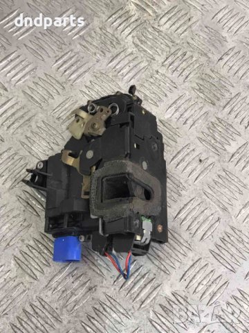 Предна дясна брава VW Polo 2002г.(2-врати)