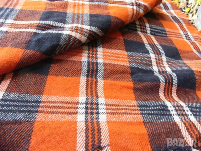 Български Класически Зимни Вълнени ОДЕЯЛА 200x150 см Родопски Покривала Килими Покривка 051125, снимка 3 - Олекотени завивки и одеяла - 52269466