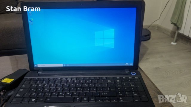 Лаптоп Toshiba Satellite C50D-A-139, снимка 2 - Лаптопи за дома - 44019729