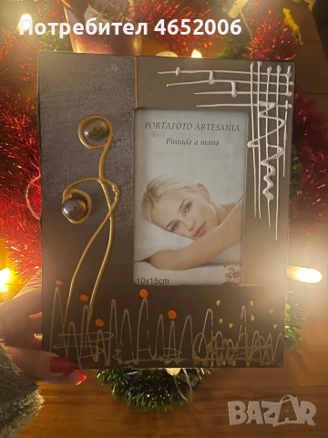 Ръчно рисувана декоративна рамка – 10х15 см – 18лв.