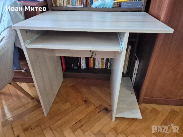 Офис компютърно бюро, снимка 1