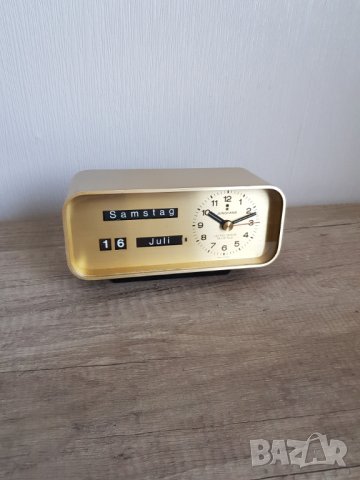 Стар настолен часовник Junghans С МЕСЕЦ ДАТА И ДЕН, снимка 2 - Антикварни и старинни предмети - 37406199