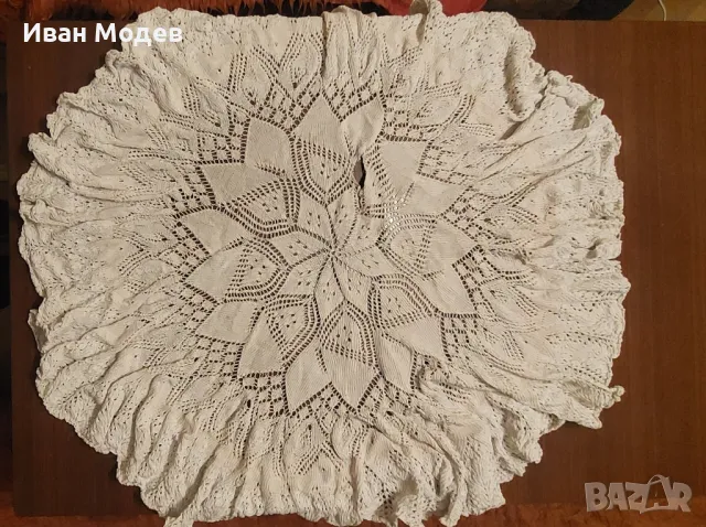 Продавам ръчно изработени битови разкошни карета,  бродирани на една кука и покривки .👌 , снимка 6 - Други - 48491122