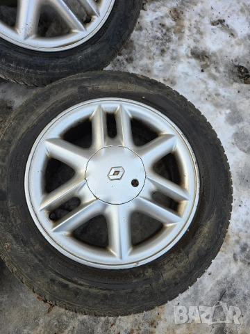 Продавам оригинални джанти 15 цола от Рено 4х100 Renault , снимка 5 - Гуми и джанти - 53067757