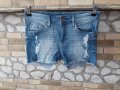 Н&М Дамски къси дънкови накъсани панталони , снимка 1