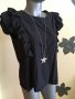 Черна блуза с къдрици, снимка 1 - Корсети, бюстиета, топове - 32533241