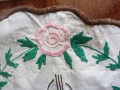 Каре с ръчна бродерия от социализма , снимка 2