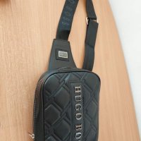 Мъжка чанта Hugo Boss код SG104 , снимка 2 - Чанти - 38762489