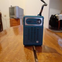 Старо радио,радиоприемник Sharp #2, снимка 1 - Антикварни и старинни предмети - 33193729
