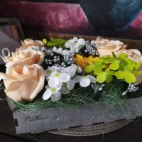 Сапунени цветя в дървена кутия с надписи по ваше желание , снимка 9 - Подаръци за жени - 35506219