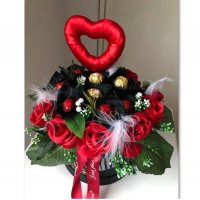 Кутии с цветя, снимка 3 - Подаръци за жени - 33021338