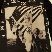 Тениска с дълъг ръкав памук с еластан, с Мерлин Монро в  USA вариант , изчистен гръб в черно., снимка 3 - Тениски - 37446674