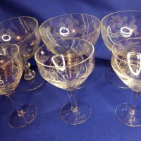 Два вида стъклени чаши по 3 бр за шампанско или мелби, вино, снимка 1 - Чаши - 43427084