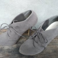 Дамски обувки на платформа и ток, снимка 1 - Дамски обувки на ток - 32552704