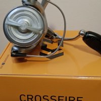 Риболовна макара Daiwa Crossfire 2500, снимка 5 - Макари - 44002623