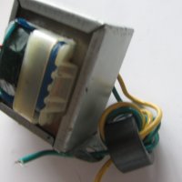 Трансформатор с  Екран  Отличен  12V  ,  10  Aмпера ., снимка 3 - Друга електроника - 44101277