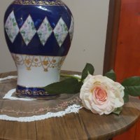 Много красива порцеланова ваза, снимка 9 - Вази - 43367040