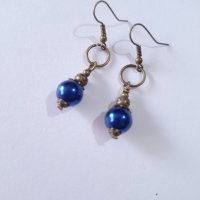 Новите ни елегантни обици с мастилено сини перли Сваровски и бронзови орнаменти , снимка 5 - Обеци - 40853825