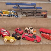 Голям лот с детски играчки - коли / автоваз/ радио управляеми и т.н., снимка 5 - Коли, камиони, мотори, писти - 37226745