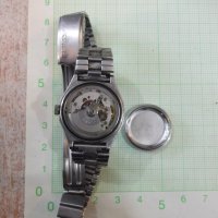 Часовник "SEIKO 5" автомат с верижка дамски работещ - 1, снимка 6 - Дамски - 28363647