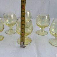 Стъклена гарафа и чашки  цветно стъкло, снимка 5 - Антикварни и старинни предмети - 27162855