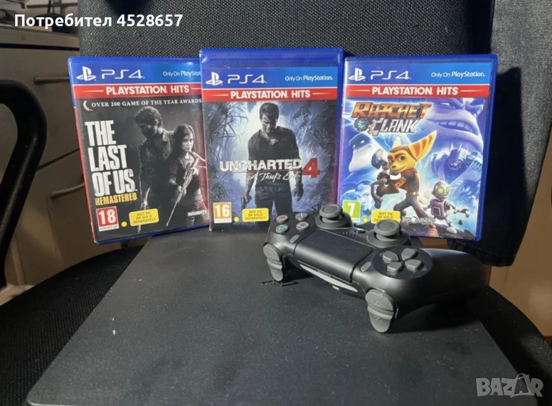 PlayStation 4 с игри, джойстик и нужните кабели, снимка 1