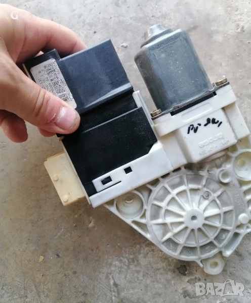 Машинка Ел. Стъкло Citroen C4 , снимка 1