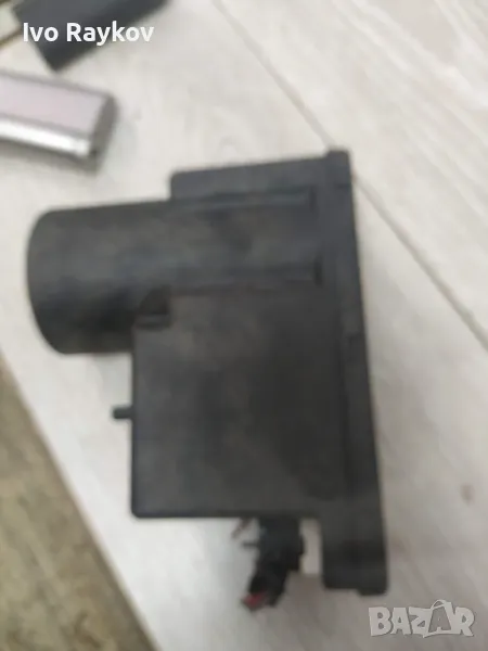 Вакуум помпа централно заключване за Audi A4 B5, 4A0 862 257 A, снимка 1