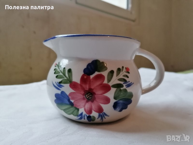 💕🧸Ръчно рисувана италианска малка керамична каничка за сметана Camer, снимка 1