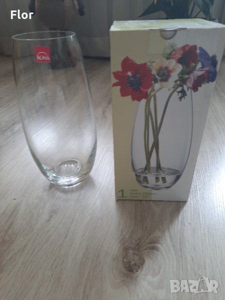 Стъклена ваза Rona, снимка 1