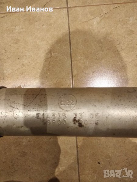 Продавам средно гърне за Opel Vectra A,моноинжекция,1,6 двигател C16NZ-75 к.с.,с катализатор, снимка 1