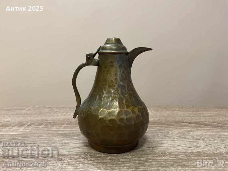 Старинна месингова кана, снимка 1
