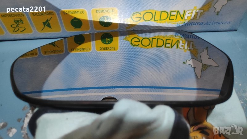 Продавам - оригинално стъкло ляво огледало за Toyota Corolla, снимка 1