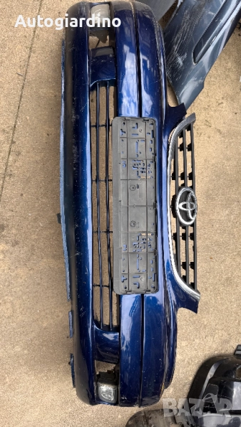 Предна Броня за Toyota Avensis 2002, снимка 1