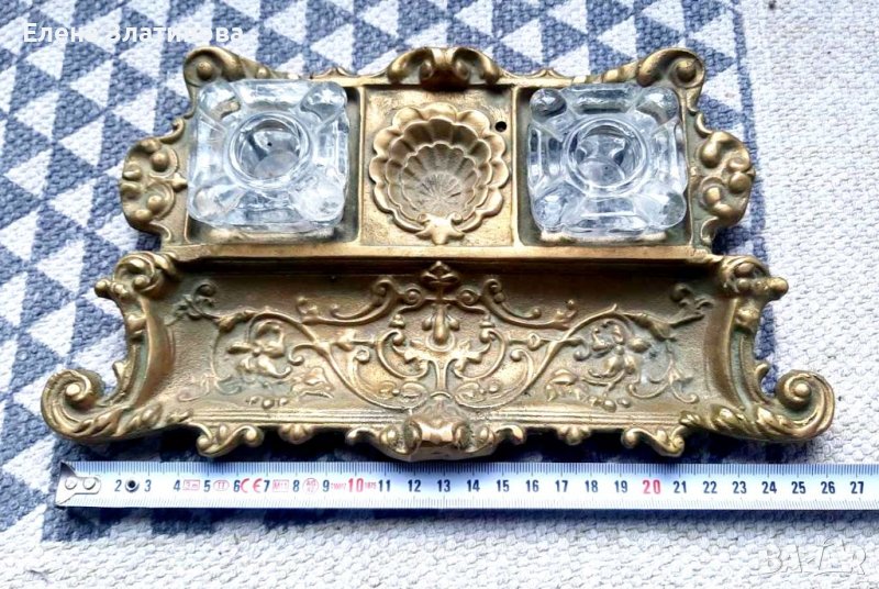 Антична бронзова мастилница , снимка 1