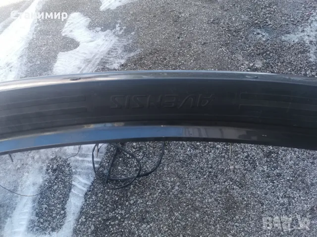 Задна броня Тойота Авенсис т25 комби , снимка 5 - Части - 48759818