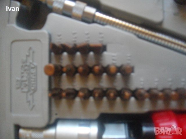 KING CRAFT-Нова Немска Реверсивна Тресчотъчна Отвертка-С Гъвкаво Рамо-Пълен Комплект-33 Части, снимка 13 - Отвертки - 37284184