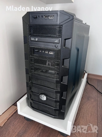 Продавам кутия Cooler Master HAF 922, снимка 3 - Захранвания и кутии - 53575495