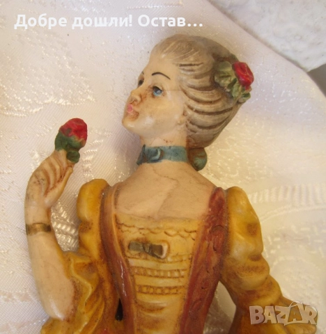 Няколко от Италия: сърце Ромео и Жулиета балкон Верона, серенада 2 фигури фигура кутия кутийка ретро, снимка 11 - Статуетки - 36611894