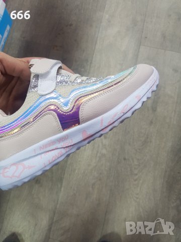 Маратонки, снимка 6 - Детски обувки - 42980326